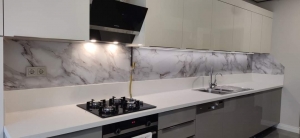 Mutfak tezgah aras� cam modelleri